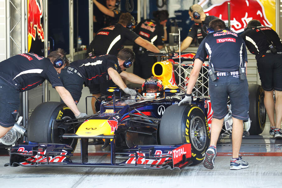 Antonio-Felix-da-Costa-Red-Bull-Young-Driver-Test-Abu-Dhabi-2012-19-fotoshowImageNew-9e5a1693-642361.jpg