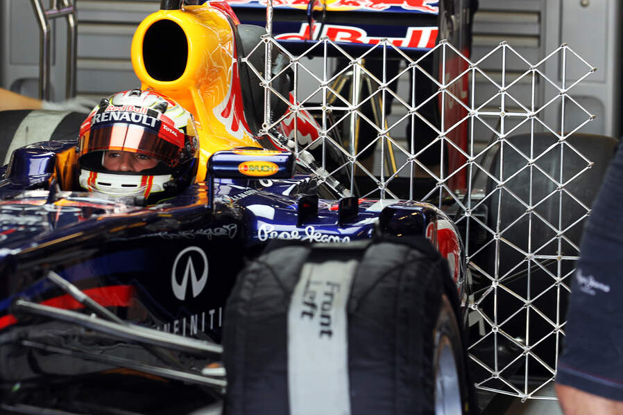 Antonio-Felix-da-Costa-Red-Bull-Young-Driver-Test-Abu-Dhabi-2012-19-fotoshowImageNew-a80ca509-642359.jpg