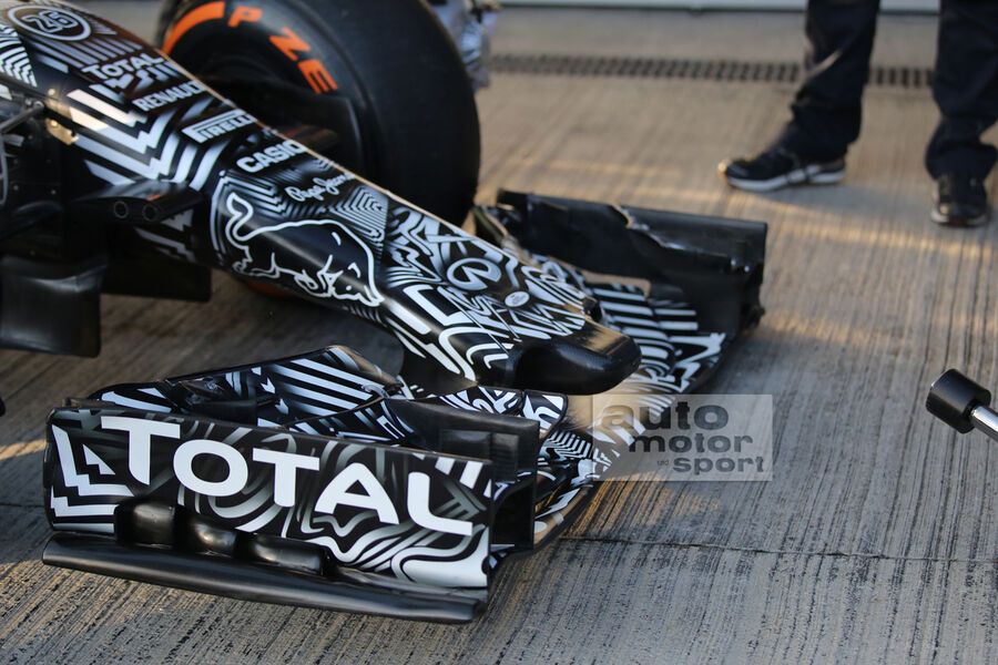 Daniil-Kvyat-Toro-Rosso-Formel-1-Test-Jerez-2-Februar-2015-fotoshowBigImage-d154c5e8-840663.jpg