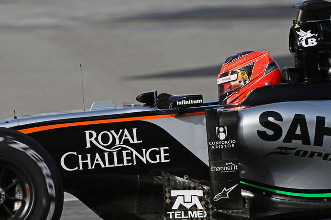 Esteban-Ocon-Force-India-Formel-1-Test-Barcelona-13-Mai-2015-fotoshowImage-79e83848-863686.jpg