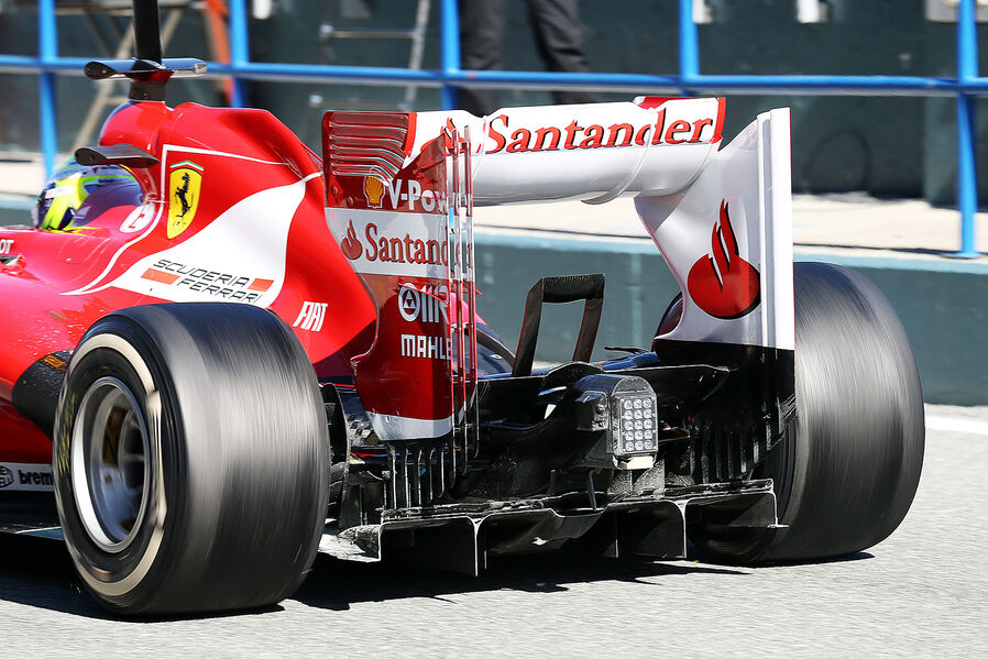 [Imagen: Felipe-Massa-Ferrari-Formel-1-Test-Jerez...659424.jpg]