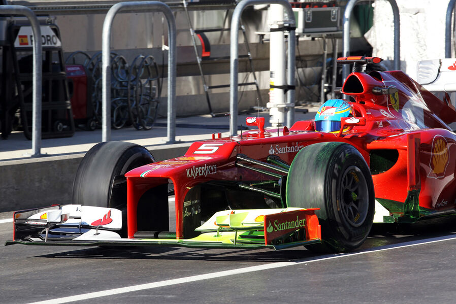 Fernando-Alonso-Ferrari-Formel-1-GP-USA-Austin-16-November-2012-19-fotoshowImageNew-a9282ec8-644583.jpg
