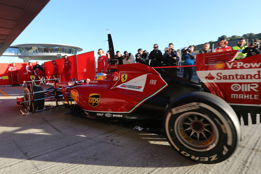 [Imagen: Fernando-Alonso-Ferrari-Formel-1-Jerez-T...751809.jpg]