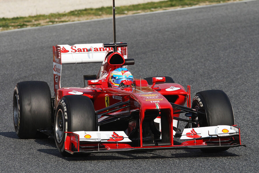 [Imagen: Fernando-Alonso-Ferrari-Formel-1-Test-Ba...662251.jpg]