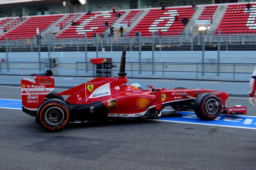Fernando-Alonso-Ferrari-Formel-1-Test-Barcelona-20-Februar-2013-19-fotoshowImageNew-aae739a4-662551.jpg