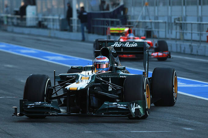 Formel-1-Test-Barcelona-22-2-2012-Vitaly-Petrov-Caterham-fotoshowImage-9d35340-572104.jpg