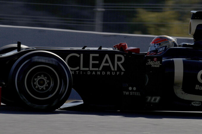 Formel-1-Test-Jerez-10-2-2012-Romain-Grosjean-Lotus-Renault-GP-fotoshowImage-51bb2602-569539.jpg