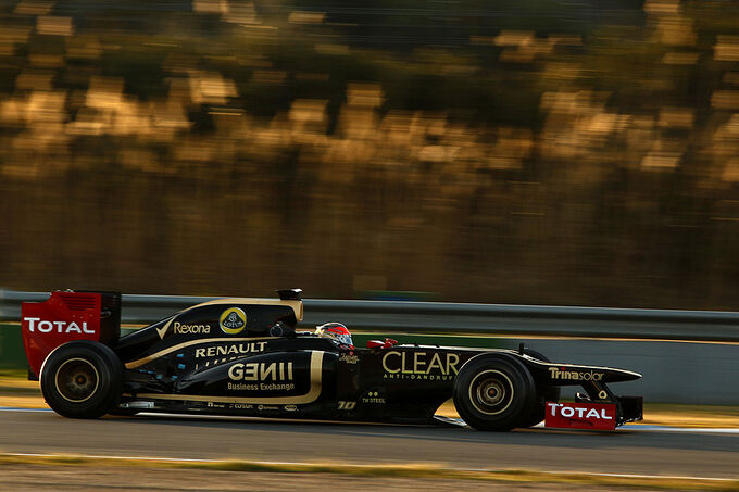 Formel-1-Test-Jerez-9-2-2012-Romain-Grosjean-Lotus-Renault-GP-fotoshowImage-5d93bba5-569312.jpg
