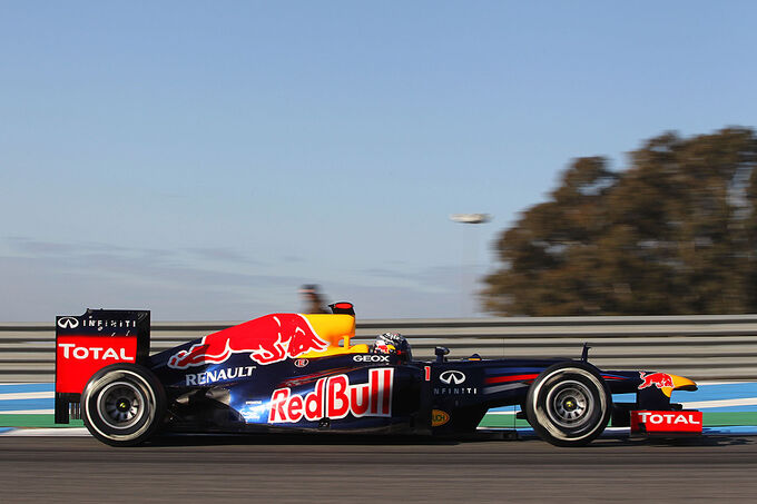 Formel-1-Test-Jerez-9-2-2012-Sebastian-Vettel-Red-Bull-fotoshowImage-1ea7dfe1-569302.jpg