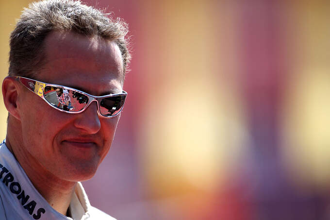 Formel-1-Test-Mugello-02-05-2012-Michael-Schumacher-Mercedes-GP-13-fotoshowImage-1c048918-591401.jpg