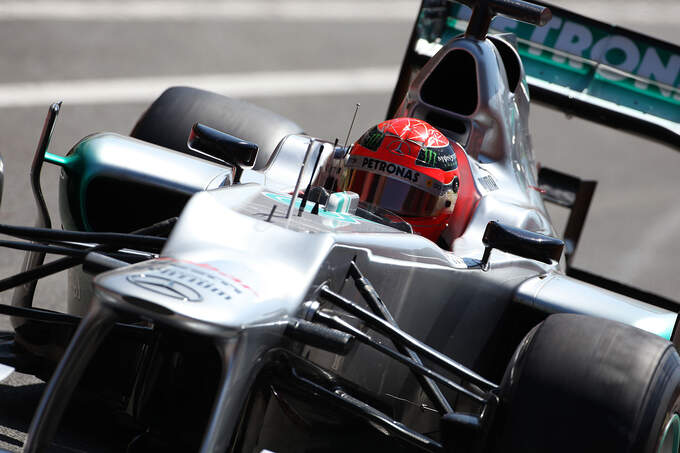 Formel-1-Test-Mugello-02-05-2012-Michael-Schumacher-Mercedes-GP-13-fotoshowImage-97fd181f-591402.jpg