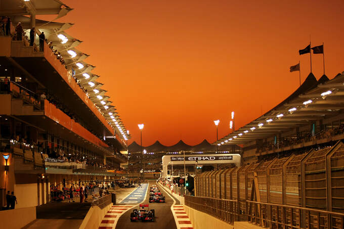 GP-Abu-Dhabi-Qualifying-12-11-2011-fotoshowImage-936b549e-551933.jpg