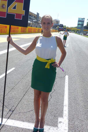 Grid-Girls-GP-Italien-Monza-fotoshowImage-df4812e2-894079.jpg