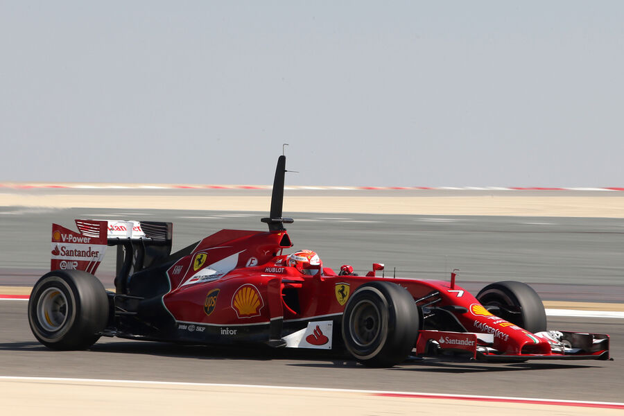 [Imagen: Kimi-Raeikkoenen-Ferrari-Formel-1-Test-B...757170.jpg]
