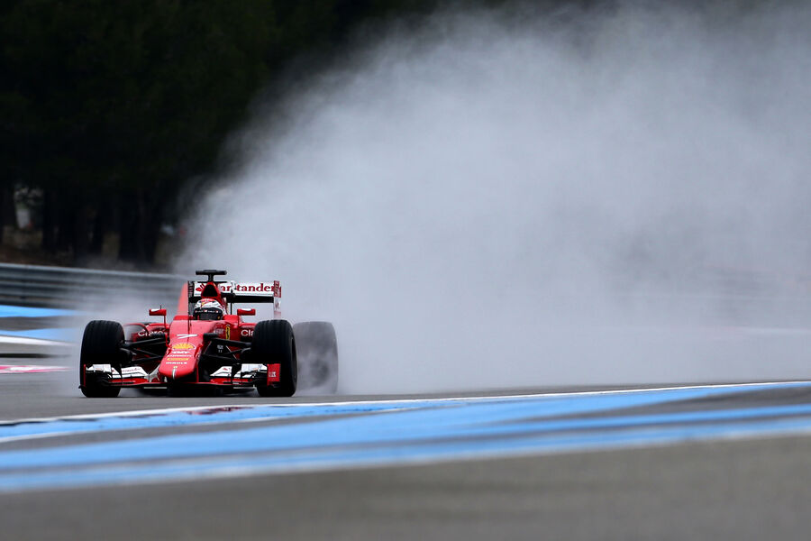 Kimi-Raeikkoenen-Ferrari-Pirelli-Regentest-Paul-Ricard-25-Januar-2016-fotoshowBigImage-46be1961-922799.jpg