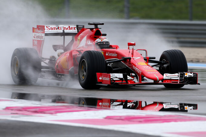 Kimi-Raeikkoenen-Ferrari-Pirelli-Regentest-Paul-Ricard-25-Januar-2016-fotoshowImage-45676489-922948.jpg