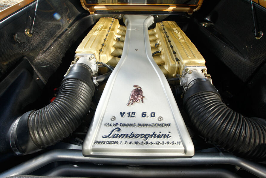 Lamborghini-Diabolo-6-0-S-E-Motorblock-Motor-Motorraum-c890x594-ffffff-C-abca17ed-495624.jpg