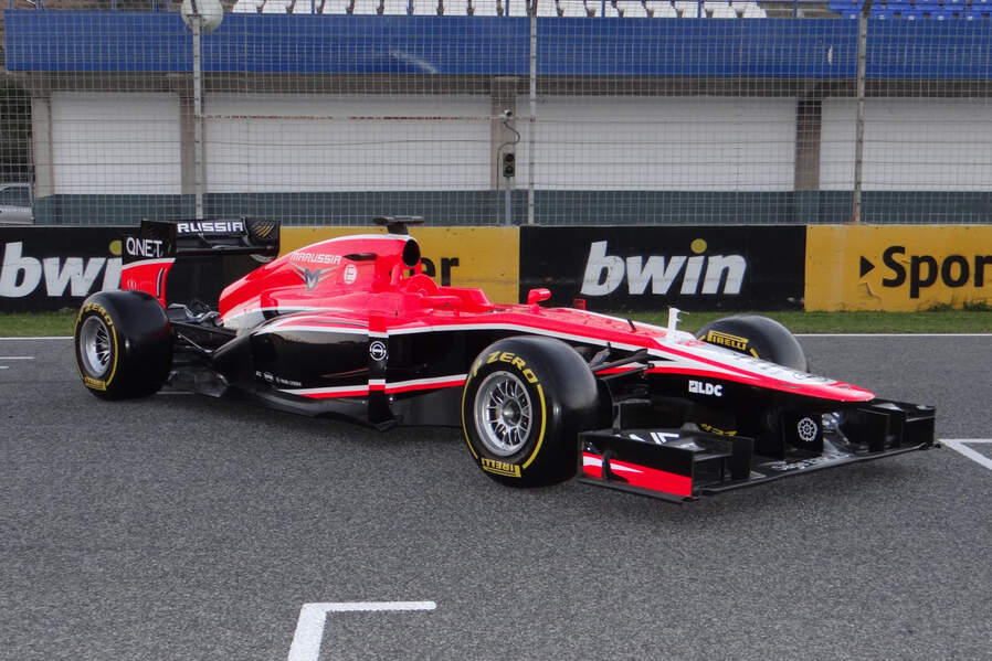 Marussia-MR02-Praesentation-Jerez-2013-19-fotoshowImageNew-a6bfecd1-658846.jpg