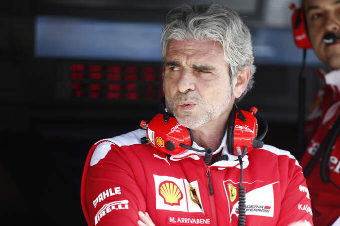 Maurizio Arrivabene - Ferrari - Formel 1 - GP Australien - Melbourne - 18. März 2016