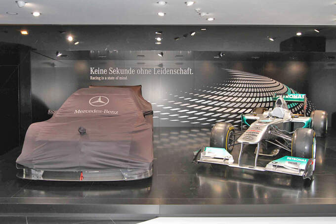 Mercedes-DTM-C-Klasse-2012-IAA-2011-fotoshowImage-99e07d24-533253.jpg