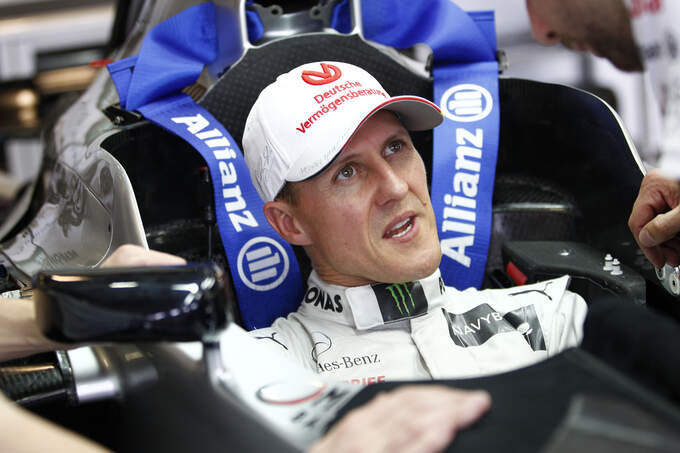 Michael-Schumacher-2012-13-fotoshowImage-52325523-585404.jpg