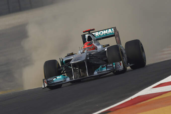 Michael-Schumacher-GP-Indien-Delhi-29-10-2011-fotoshowImage-e22caf38-547974.jpg