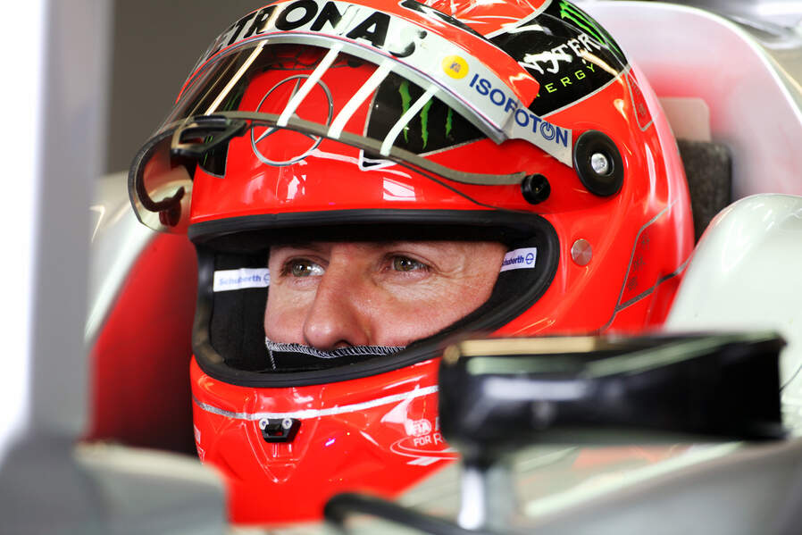 Michael-Schumacher-Mercedes-Formel-1-GP-Kanada-2012-8-Juni-2012-19-fotoshowImageNew-a3078c5f-603037.jpg