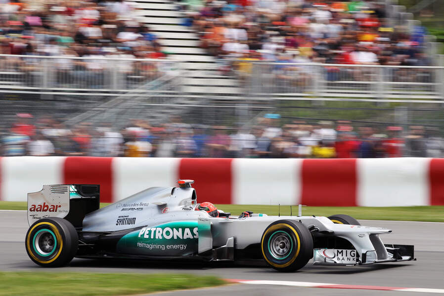 Michael-Schumacher-Mercedes-Formel-1-GP-Kanada-8-Juni-2012-19-fotoshowImageNew-1ef4795a-603253.jpg