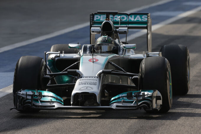 Nico-Rosberg-Mercerdes-Formel-1-Test-Bahrain-27-Februar-2014-fotoshowImage-5df537e1-758005.jpg