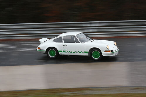 Porsche-911-Carrera-RS-911-Sport-Classic-r498x333-C-195fa9f3-285215.jpg