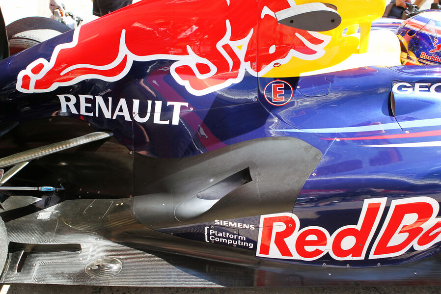 [Imagen: Red-Bull-Auspuff-GP-Spanien-2012-19-foto...599345.jpg]