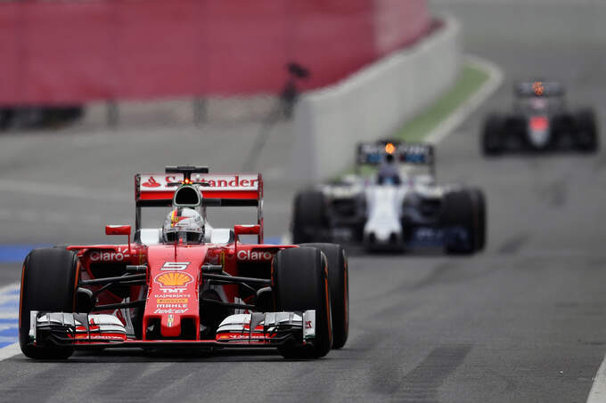 Sebastian Vettel - Ferrari - Formel 1 - Test - Barcelona - 2. März 2016