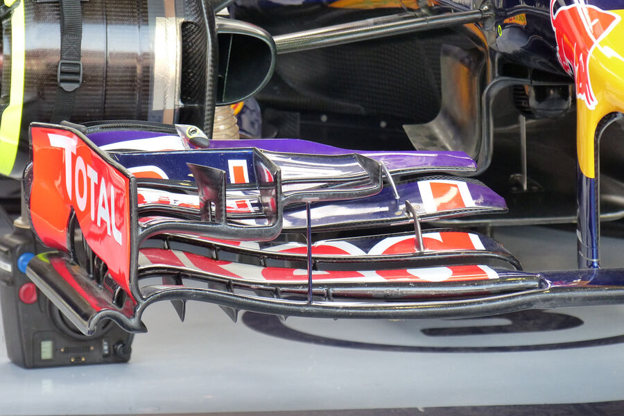 Sebastian-Vettel-Red-Bull-Formel-1-GP-Belgien-Spa-Francorchamps-22-August-2014-fotoshowBigImage-541418eb-804016.jpg